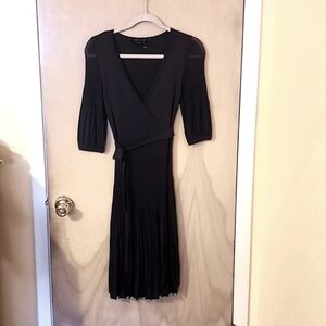 Bcbg brown pleated knit dress size xs